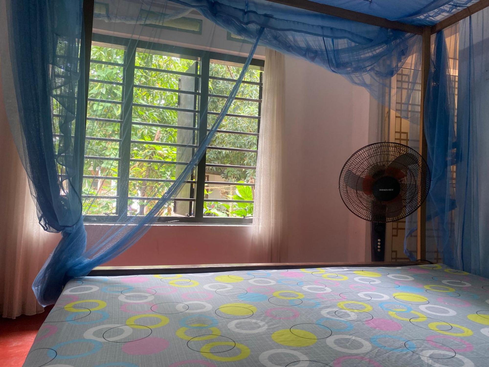 Ananda Home Stay And Restaurant تانجالي الغرفة الصورة